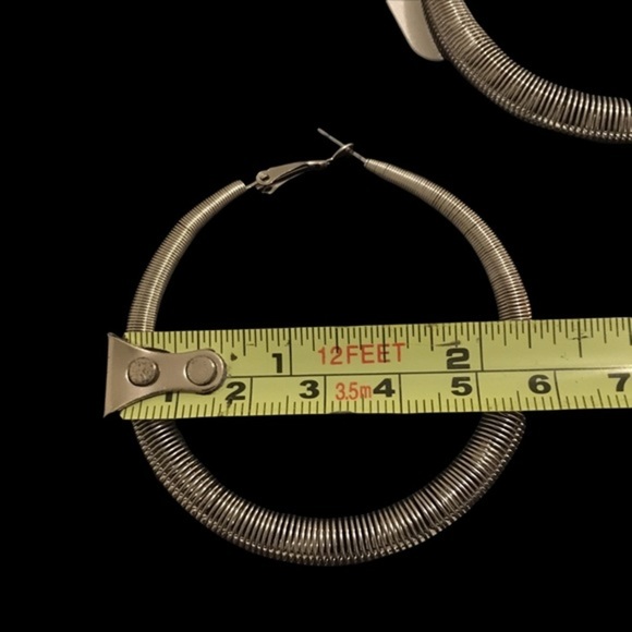 Vintage Metal Hoop Earrings - Picture 7 of 7